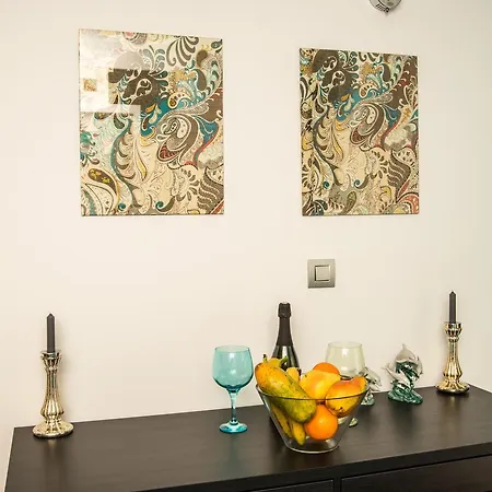Apartament New And Modern In Al/167 *